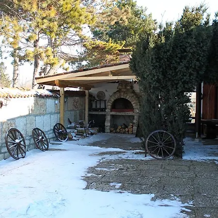 Family Hotel Saint George 2*