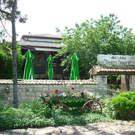 Family Hotel Saint George Καβάρνα