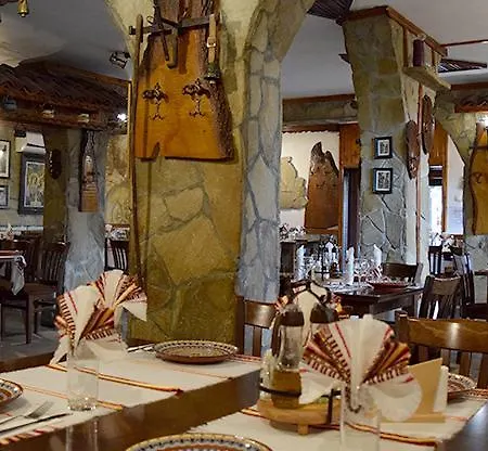 Family Hotel Saint George Ξενοδοχείο 2*
